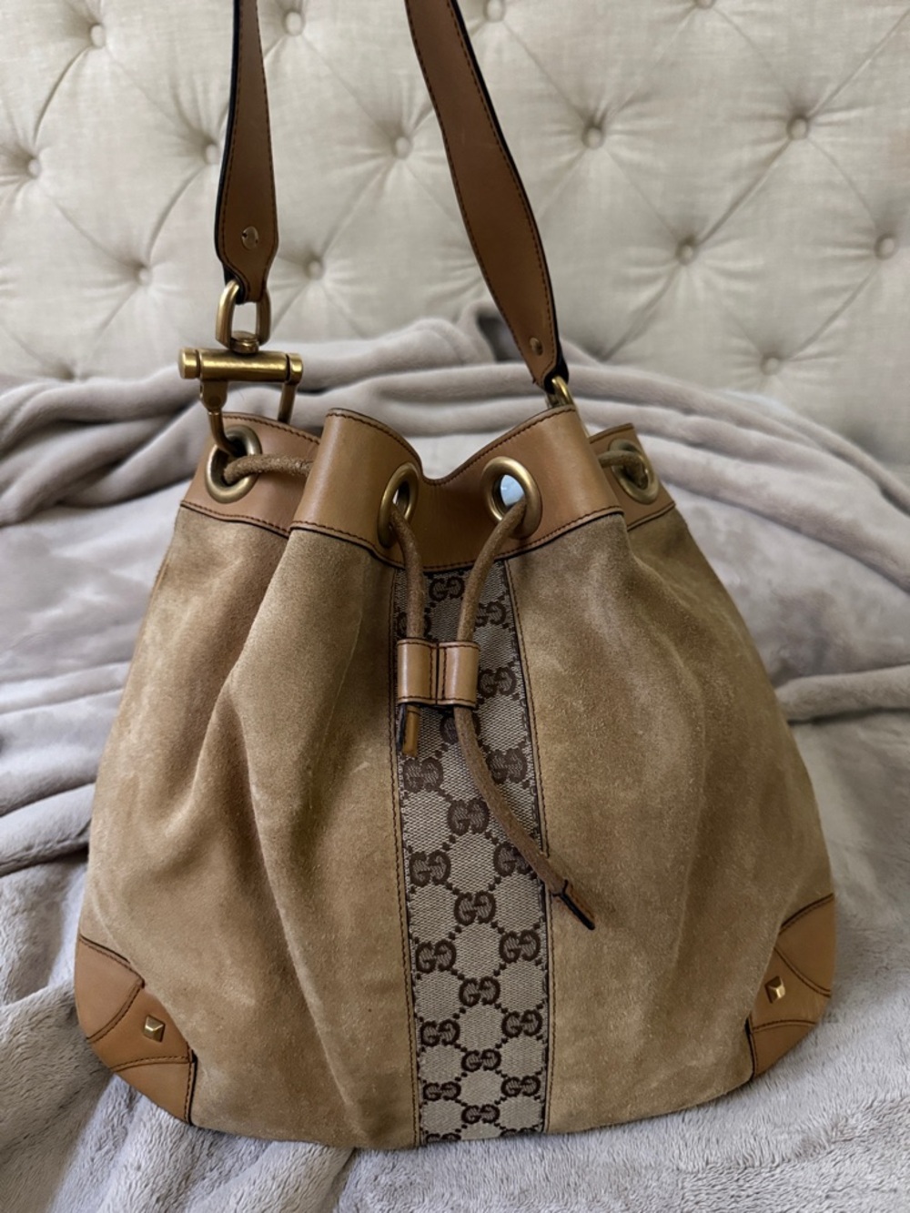 Gucci Beige Suede GG Canvas Drawstring Shoulder Bag